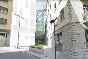 Un ascensor públic salvarà, d'aquí a uns mesos, el desnivell entre l'avinguda Príncep Benlloch i el carrer Ciutat de Valls.