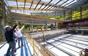 Els treballs de reconstrucció de la piscina olímpica i l'exterior del Centre esportiu Serradells avancen amb l'objectiu que en puguem gaudir l'estiu de l'any vinent.